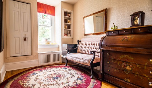 The Victorian Suite