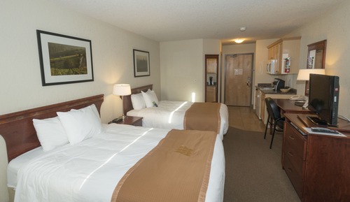 Deluxe Double Room, 2 Queen Beds, Kitchenette