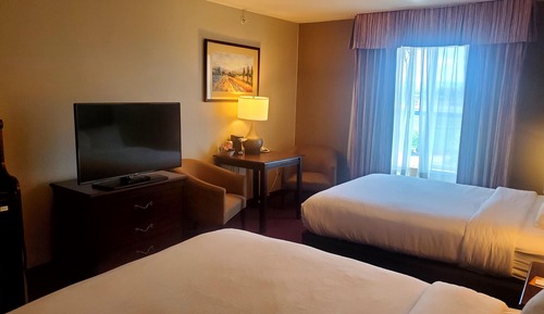Room, 2 Queen Beds, Non Smoking, River View