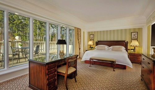 Superior Room, 1 King Bed, Non Smoking, Balcony (Balcony)