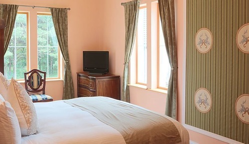 The Aquitaine, An Executive Suite