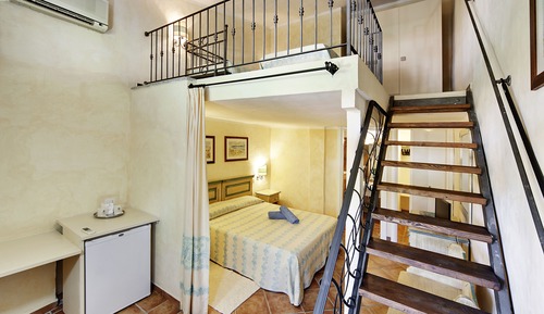Classic Double or Twin Room, Patio