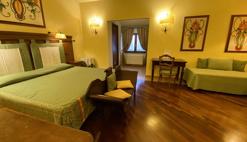 Deluxe Room, Non Smoking, Pool View