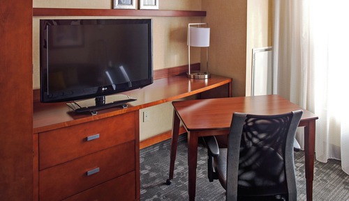 Suite, 1 Bedroom (View)
