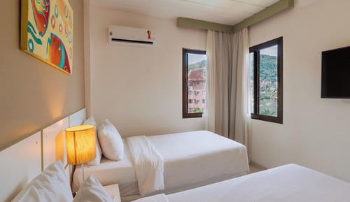 Suite, Ocean View
