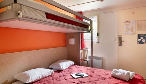 Standard Room, Multiple Beds (1 Double and 1 Single bed)