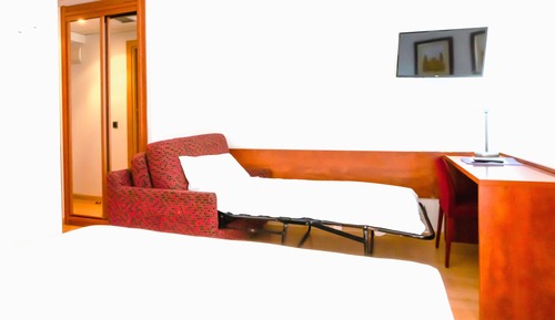 Triple Room (2 + 1)