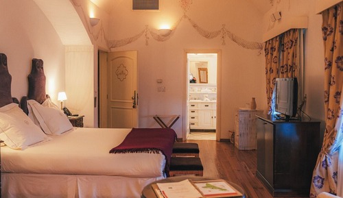 Junior Suite, Multiple Beds, Private Bathroom