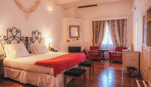 Deluxe Double Room, 1 King Bed, Private Bathroom