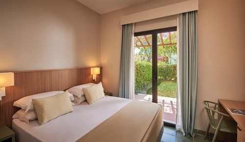 Family Room, Garden View