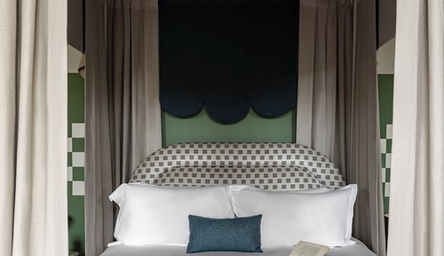 Suite (St Mary)