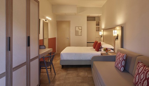 Superior Room, Garden View