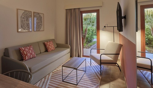 Studio Suite, Garden View