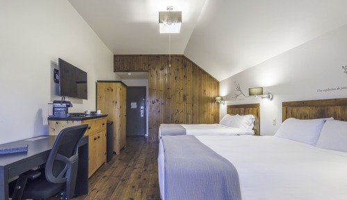 Room with 2 double beds, Lake Side