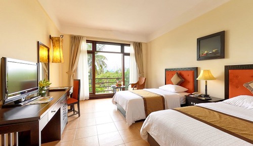Superior Twin Room, Garden View