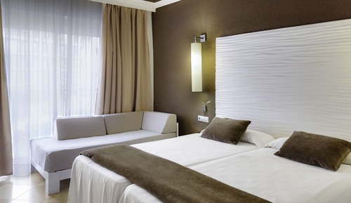 Standard Triple Room (2+1)