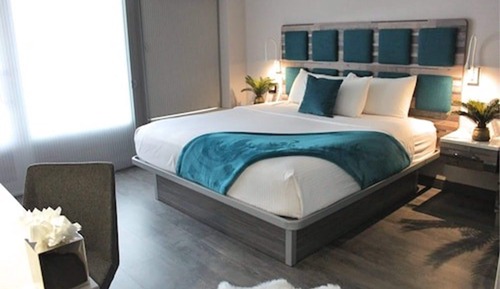 Signature Collection King Bed Mobility Accessible