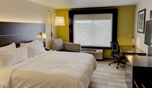 Suite, 1 King Bed, Non Smoking