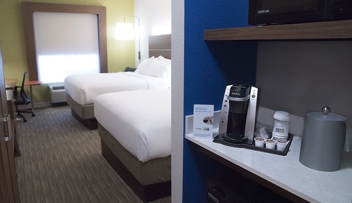 Standard Room, 2 Queen Beds, Accessible (Mobility, Accessible Tub)