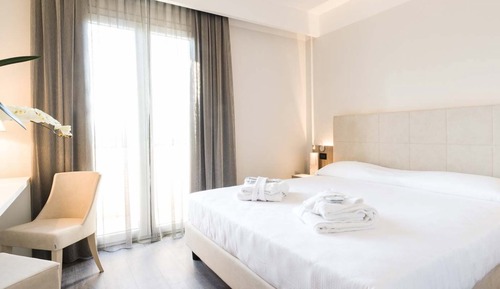 Junior Double Room