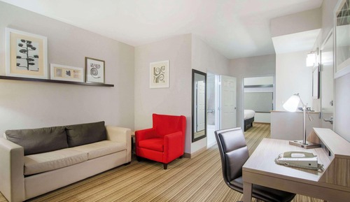 Room, 2 Queen Beds, Accessible, Non Smoking