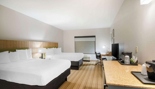 Room, 2 Queen Beds, Non Smoking