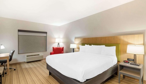 Studio Suite, 1 King Bed, Non Smoking