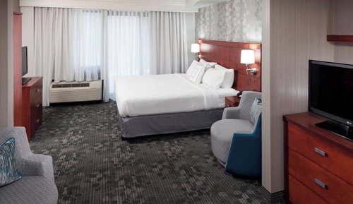 Room, 1 King Bed with Sofa bed, Non Smoking
