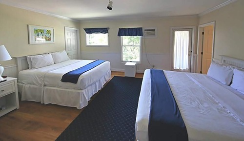 Deluxe Double West