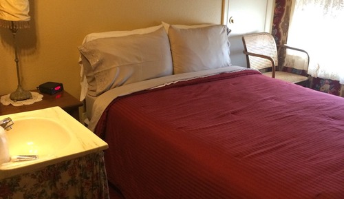 Room (Room #6, Full Bed)