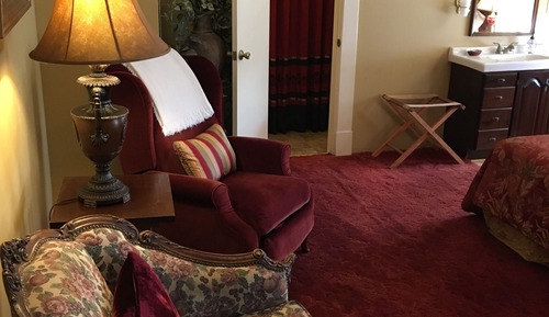 Room #4, King Bed