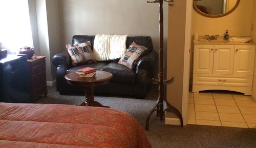 Room ( Room #15, King Bed)