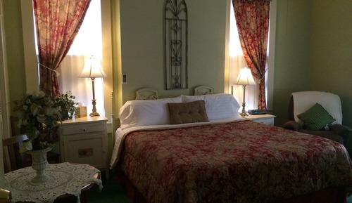 Room (Room #1, King Bed)
