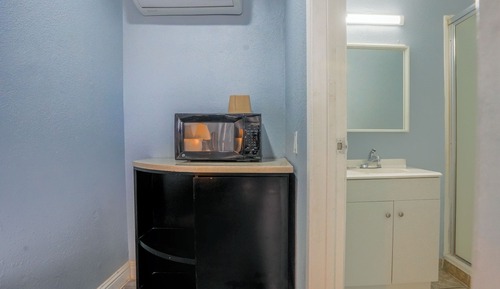Room, 1 Queen Bed, Non Smoking