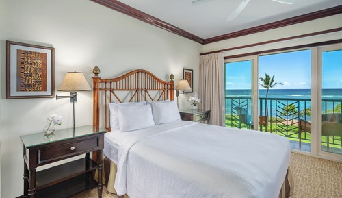 Royal Condo, 2 Bedrooms, Oceanfront (3 Bath)