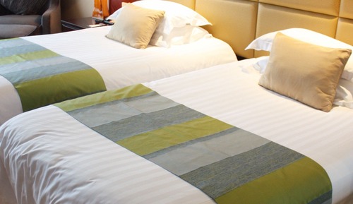 Standard Twin Bed Room