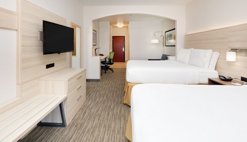 Suite, Multiple Beds