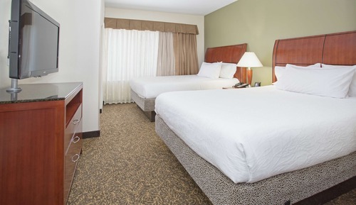 Junior Suite, 2 Queen Beds, Mobility Accessible, Roll-In Shower