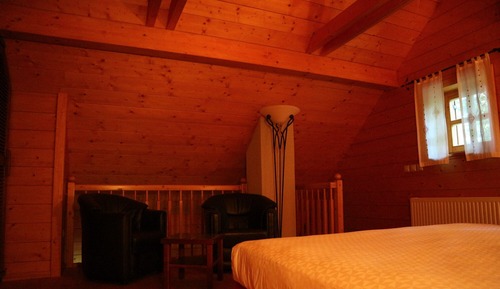 Comfort Duplex, 1 King Bed, Park View