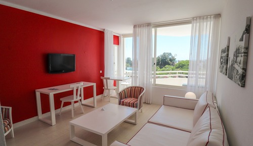 Apartment, 1 Bedroom, Pool View