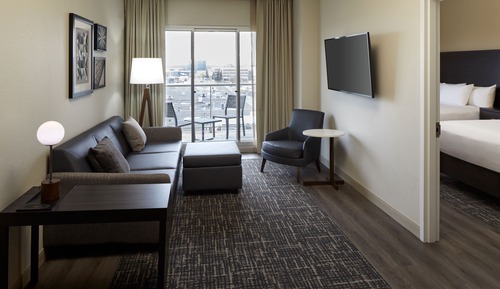 Suite, 2 Bedrooms, Balcony