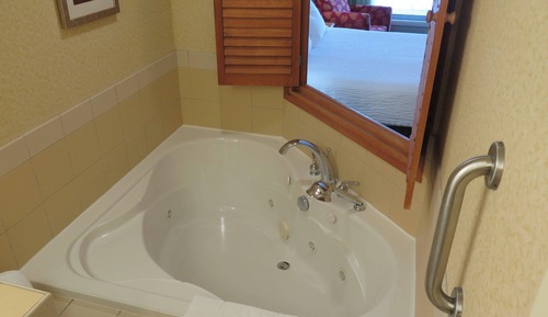 Suite, 1 King Bed