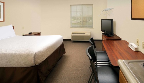 Standard Room, 1 Double Bed, Accessible, Non Smoking (Bathtub)