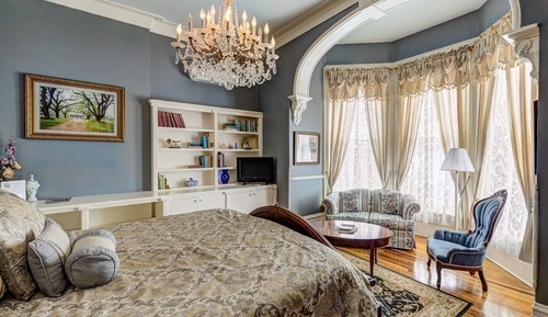 King Room with Seating Area
