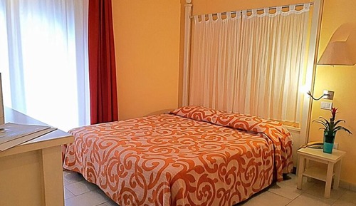 Double or Twin Room (Smart)