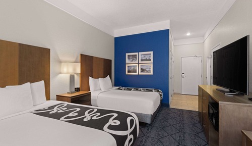 Room, 2 Queen Beds, Accessible, Non Smoking (Mobility Accessible)