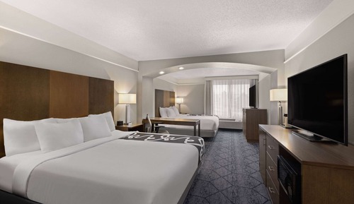 Suite, Multiple Beds, Non Smoking