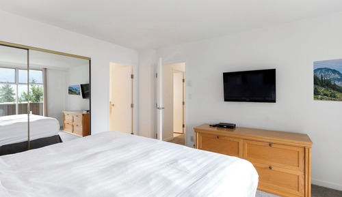 Condo, 2 Bedrooms (Unit 407)