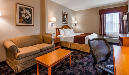 Standard Room, 1 King Bed, Non Smoking, Refrigerator & Microwave