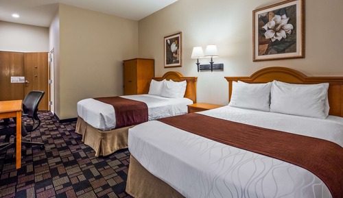 Standard Room, 2 Queen Beds, Accessible, Bathtub